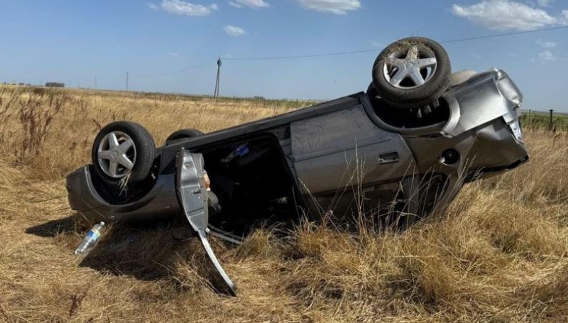 Tres heridos en un violento choque y vuelco sobre la Ruta 226